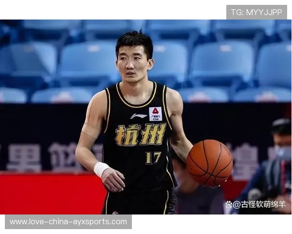 新疆男篮孙铭徽更衣室风波引关注：背后隐藏的篮球江湖风云