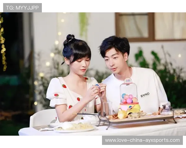 冲浪双人组动作默契,网友:他们肯定谈恋爱了 冲浪双人组动作默契,网友:他们肯定谈恋爱了