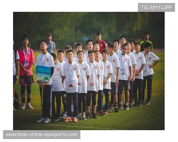 帆板赛事报名人数激增,青训人数呈指数增长 帆板赛事报名人数激增,青训人数呈指数增长