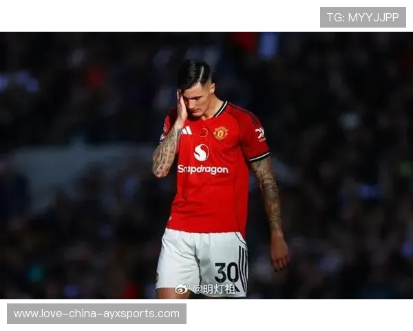 贝尔赛后情绪失控,队内气氛引发关注 贝尔赛后情绪失控,队内气氛引发关注