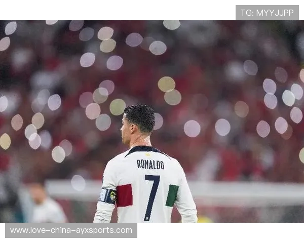 葡萄牙虽遗憾落败,C罗仍以不灭斗志赢得尊重 葡萄牙虽遗憾落败,C罗仍以不灭斗志赢得尊重