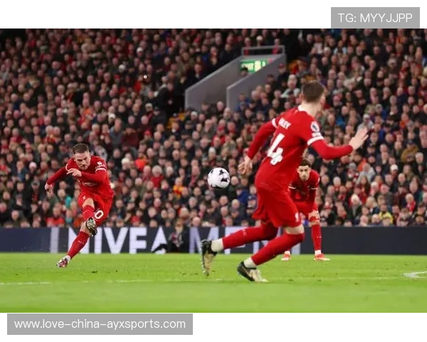 利物浦弧顶远射频频造成惊险