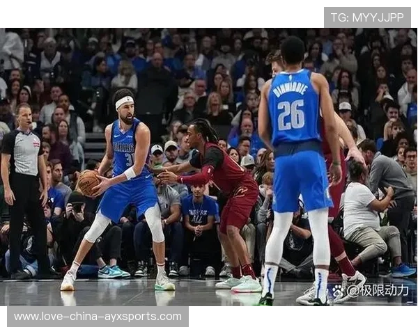 欧文连续得分帮助反超,达拉斯全队奋起