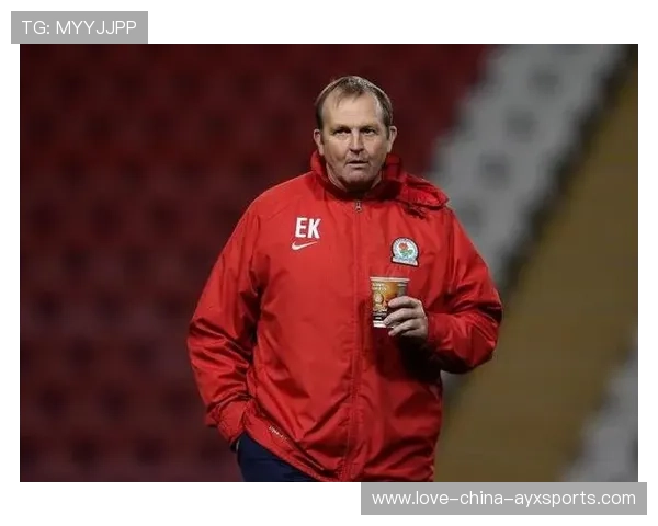 曼联青训小将逐渐崭露头角，未来核心显现