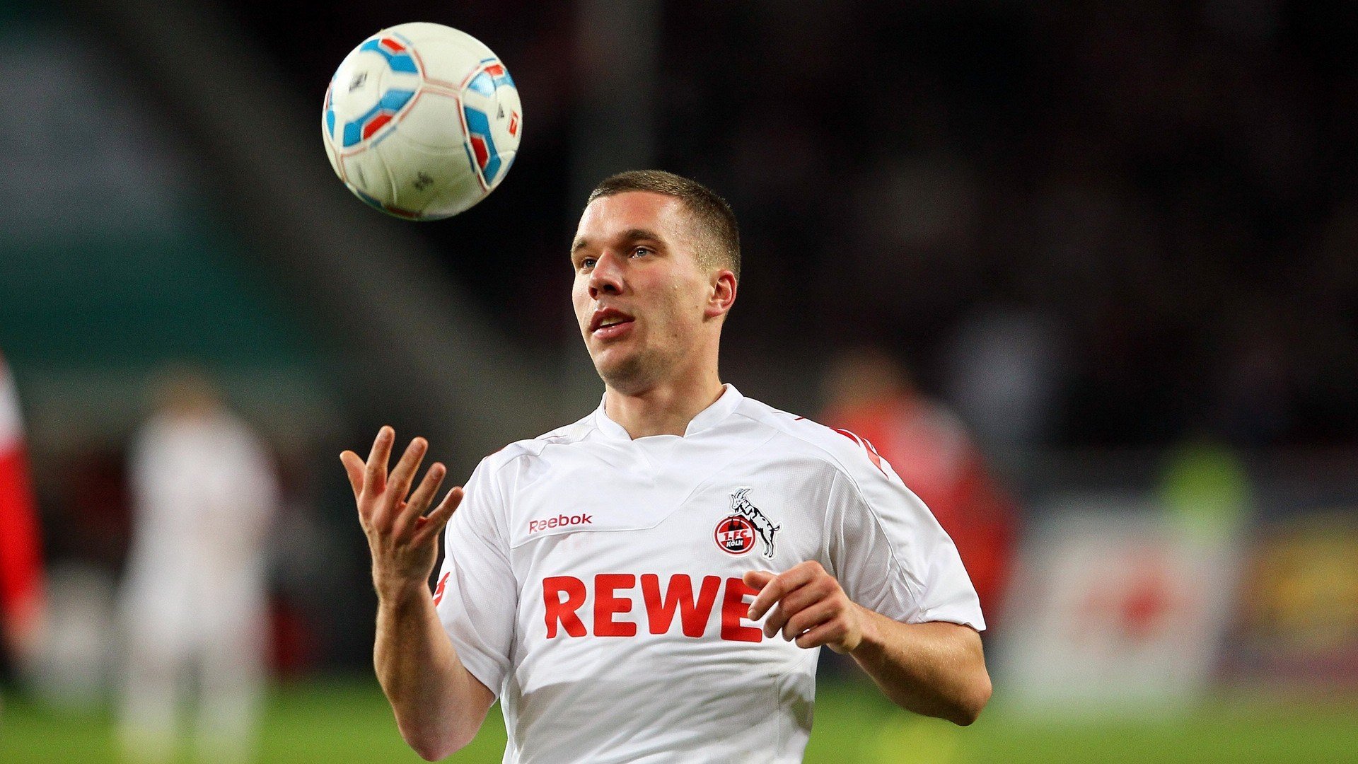 足球赛事票务销售火爆